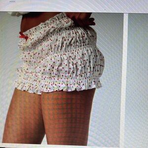 With Jean White Ruffled Polka Dot Shorts